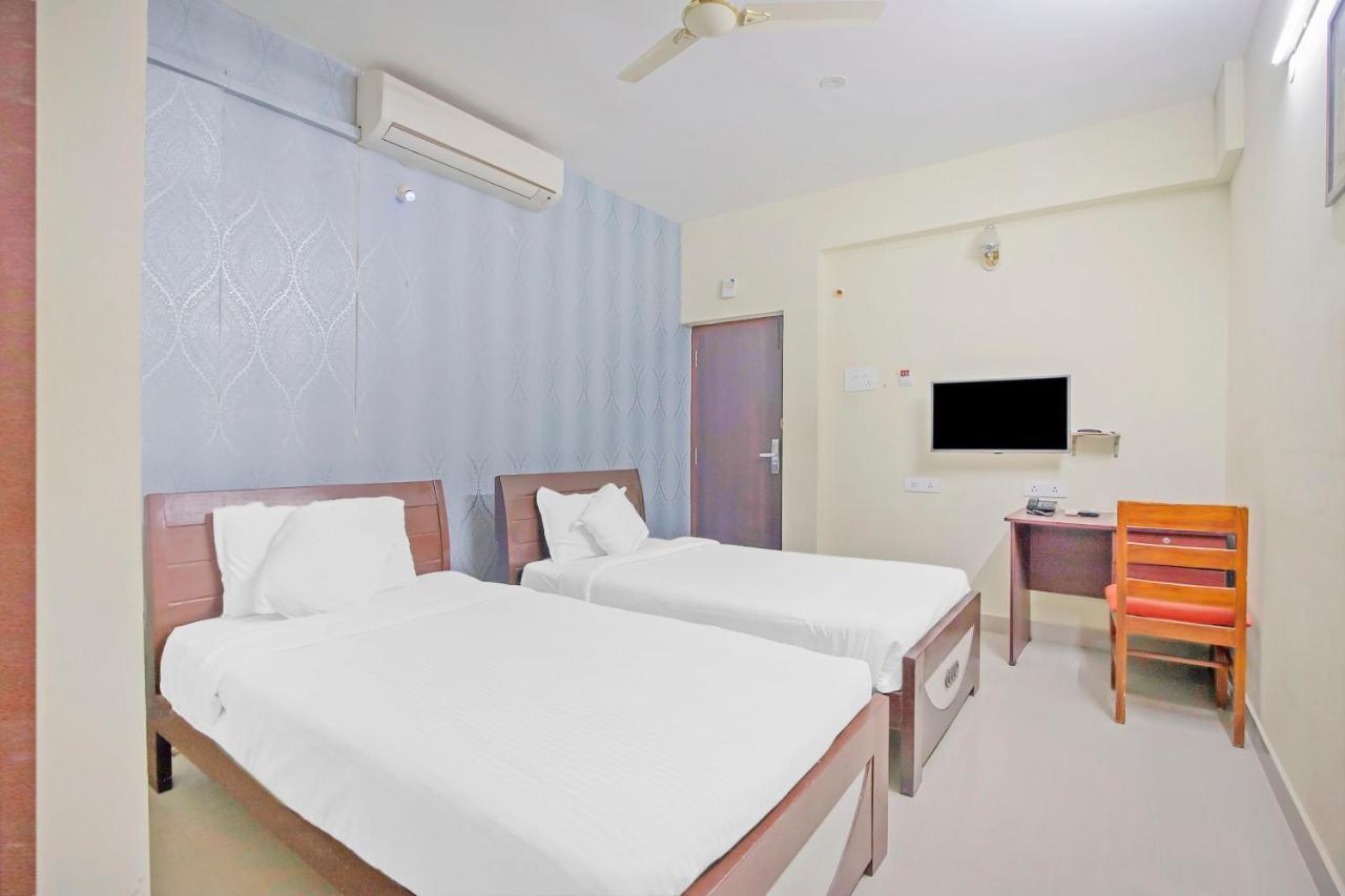 Super Hotel O Kelambakkam Exterior photo